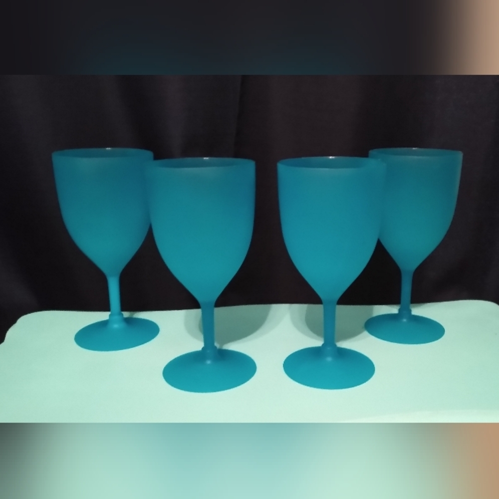 Outdoor Wine Glasses